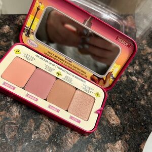 theBalm Blush Palette - Coral, Rose, Bronze